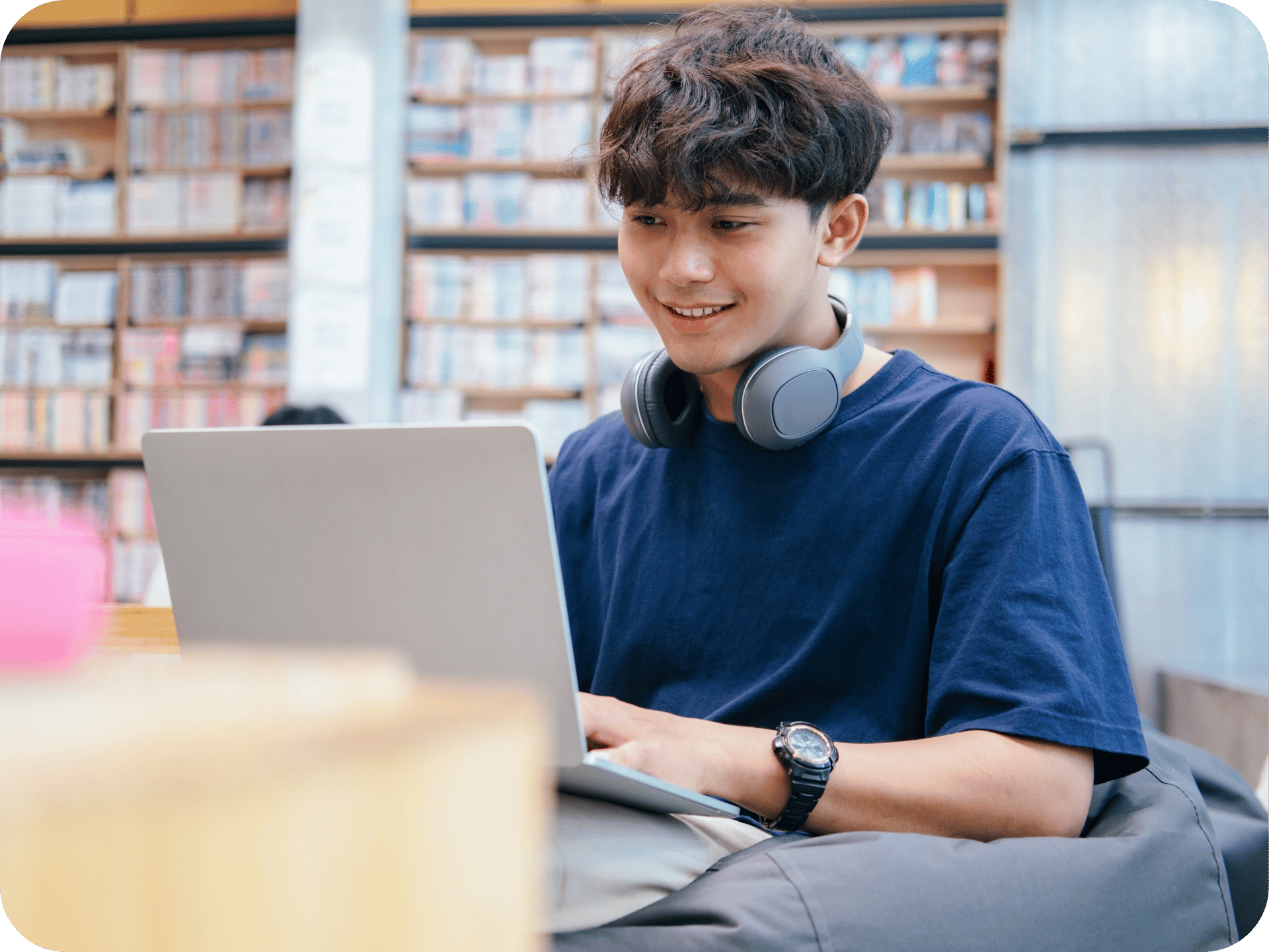 Student reading eBooks on a tablet device